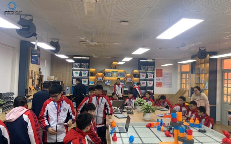 Triển khai phòng thực hành giáo dục STEM hiện đại tại Trường THCS Vĩnh Trại – Lạng Sơn