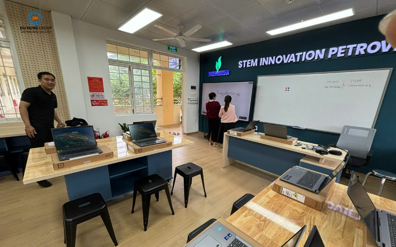 Triển khai phòng thực hành giáo dục STEM hiện đại cho Trường THCS Đinh Thanh Kháng – Quảng Ngãi