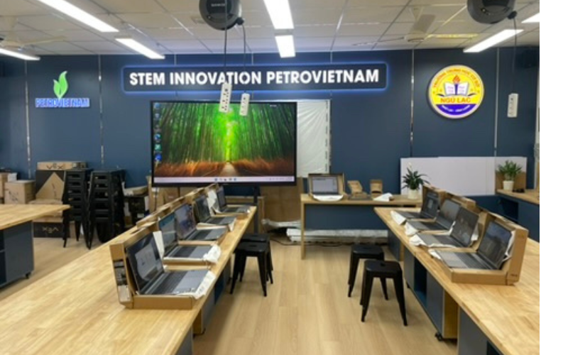 Triển khai phòng thực hành giáo dục STEM hiện đại tại Trường THCS Ngũ Lạc – Vĩnh Long