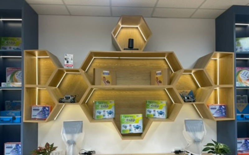 Triển khai phòng thực hành giáo dục STEM hiện đại tại Trường THCS Ngũ Lạc – Vĩnh Long