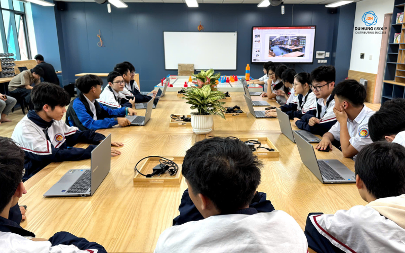 Triển khai phòng thực hành giáo dục STEM hiện đại tại Trường Chuyên THPT Biên Hòa - Tại Ninh Bình