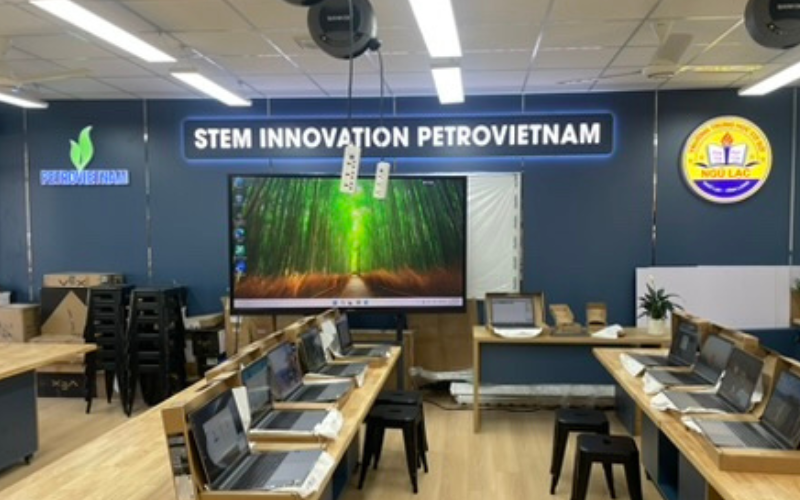 Triển khai phòng thực hành giáo dục STEM hiện đại tại Trường THCS Ngũ Lạc - Vĩnh Long